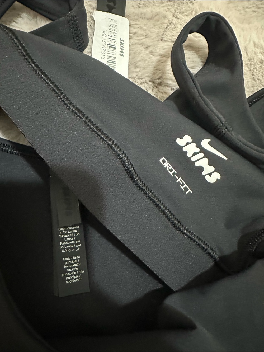 NWT NIKExSKIMS SKIMS DOUBLE STRAP SCOOP TANK Size S Obsidian - Picture 4 of 6